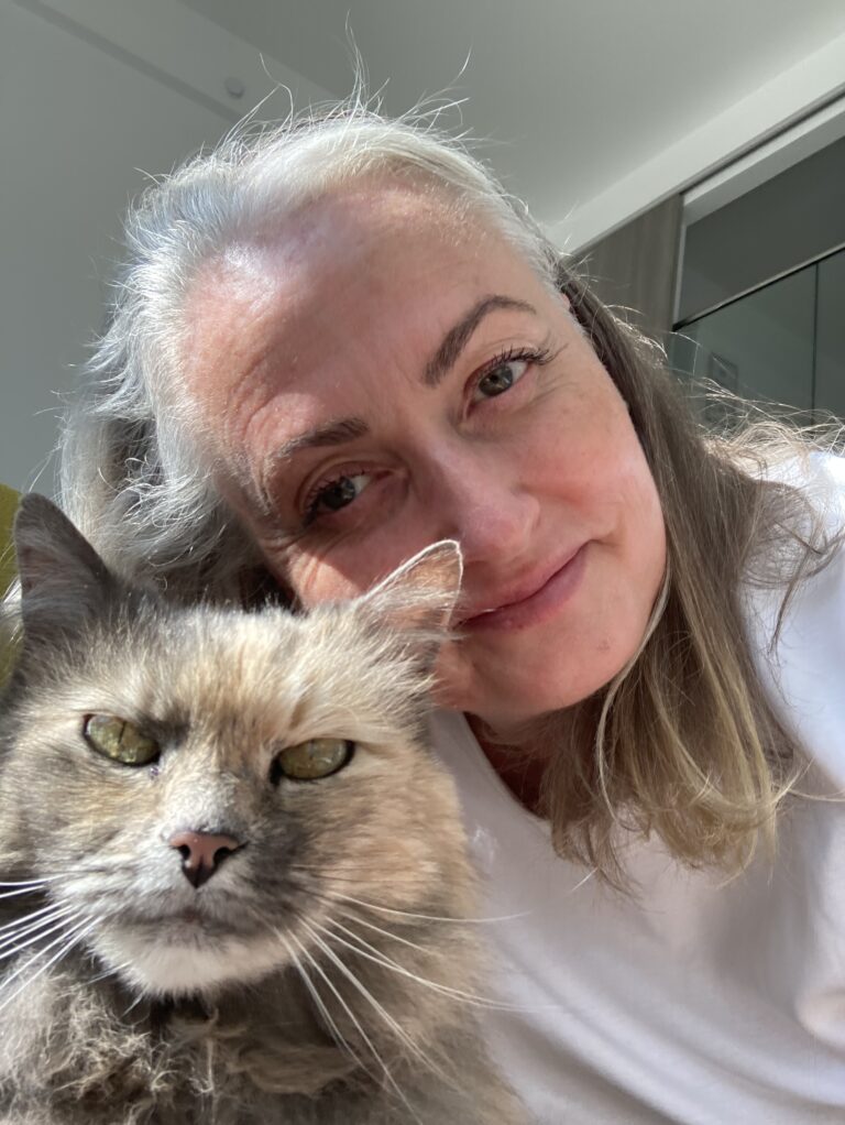 Jenny-Cat is Safely Edinburgh 💖🏴󠁧󠁢󠁳󠁣󠁴󠁿😺